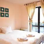 Apartahotel Royal Family 3*