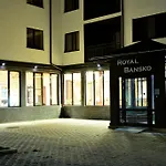 Royal Family Apartahotel 3*