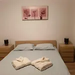 Apartahotel Royal Family 3*
