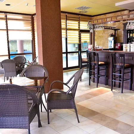 Royal Bansko Mountain Family Apart Hotel Breakfast & Dinner With Alcoholic & Soft Drinks During Meals & Heated Pool & Jacuzzis & 2 Kids Under 12 Stay Free Bansko