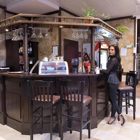 Royal Hotel apartamentowy 3*