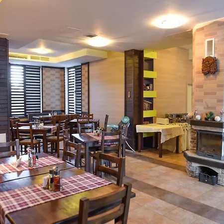 Royal Bansko Mountain Family Apart Hotel Breakfast & Dinner With Alcoholic & Soft Drinks During Meals & Heated Pool & Jacuzzis & 2 Kids Under 12 Stay Free