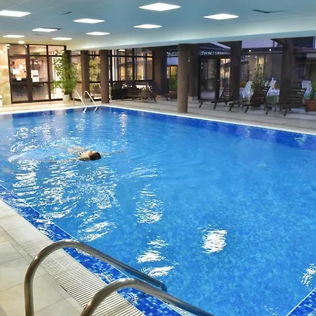 Aparthotel Royal - Mountain View 3*