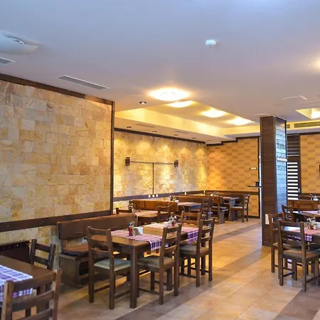 Hotel apartamentowy Royal