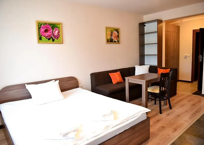 Apart-hotel Royal Family