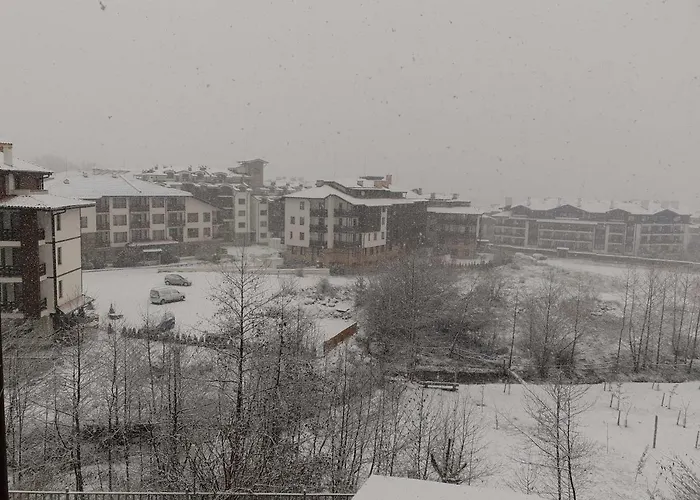 Royal Family Apart-hotel