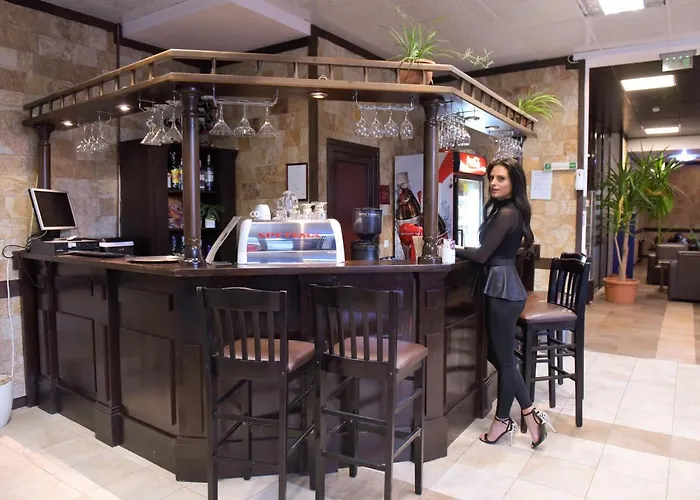 Royal Family Apartmanhotel 3*